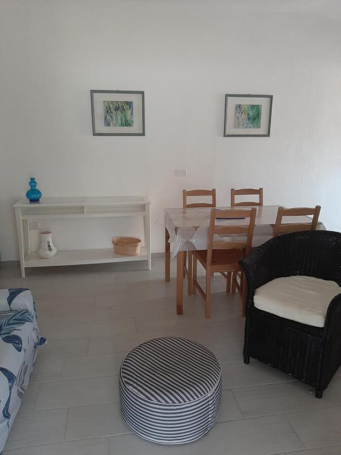 Sun Sea And Relax Villetta A Due Passi Dal Mare Solanas  Εξωτερικό φωτογραφία